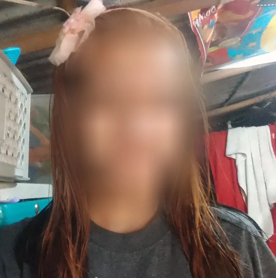 Andrea, 31
