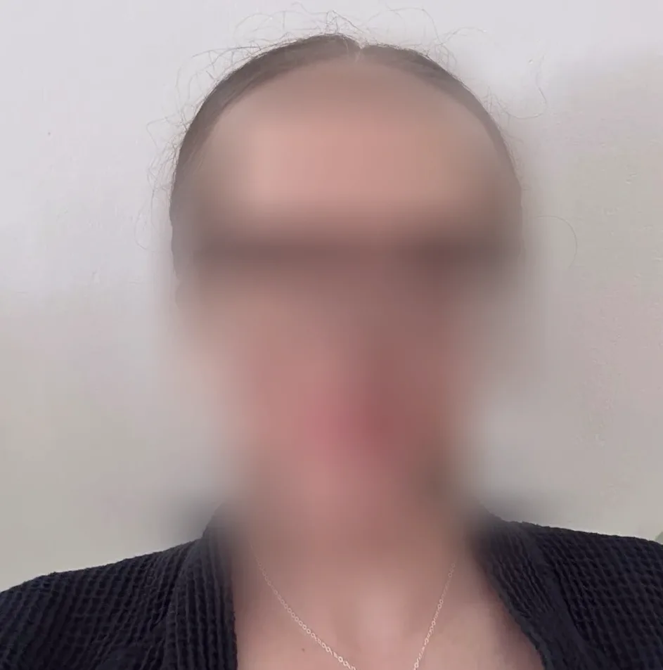 Luisa, 28