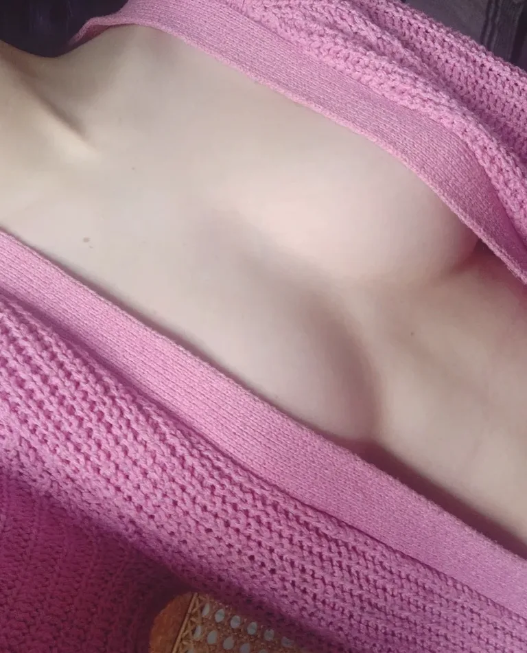Stefanie, 33